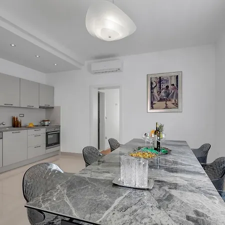 Vranjes Апартаменти *