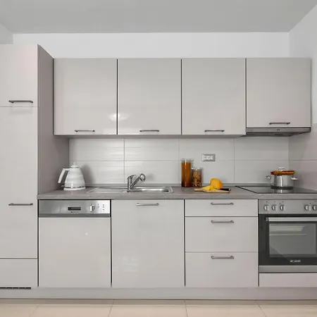 Apartment Vranjes