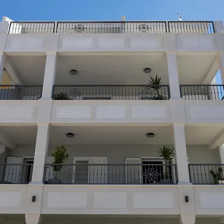 Vranjes Apartment Makarska
