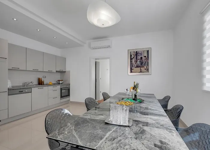 Vranjes Apartament *