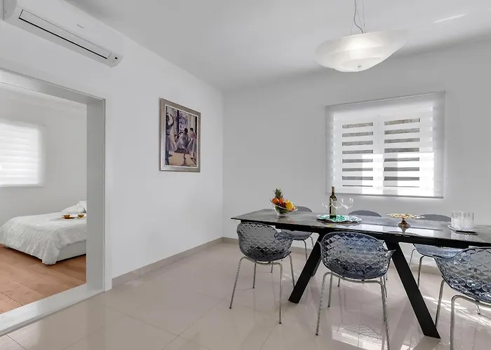 Vranjes Apartament *