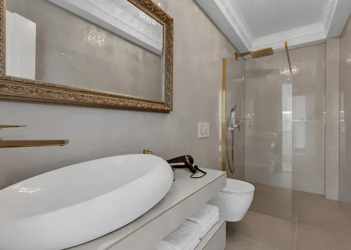 Apartament Vranjes *